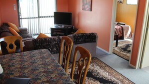 Cottage | Living area | Flat-screen TV, DVD player - Eyreview Retreat (West Eyreton)