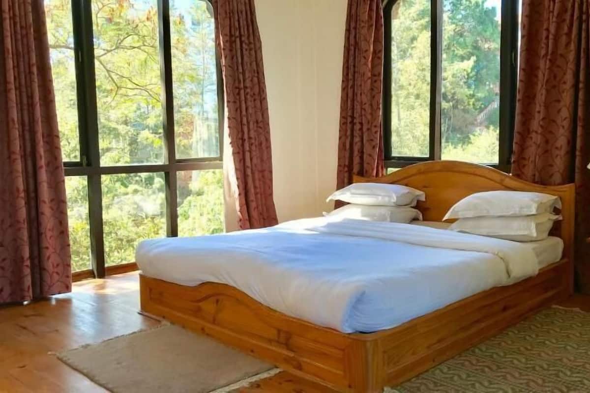 Escritorio, camas plegables/adicionales, wifi gratis y ropa de cama