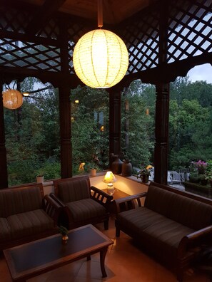 Lounge - The Fort Resort (Baluwapati Deupur)