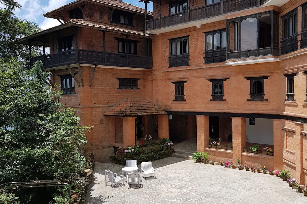 The Fort Resort