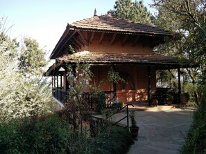 Exterior detail - The Fort Resort (Baluwapati Deupur)