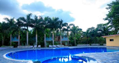 Chitwan Paradise Hotel