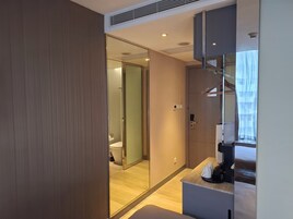 In-room safe, iron/ironing board (on request), free WiFi, bed sheets