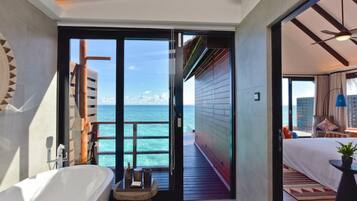 Pool Water Villa | Salle de bain