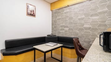 Standard Room | Premium bedding, minibar, desk, blackout drapes