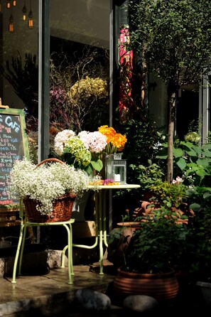 Front of property - Peking International Youth Hostel (Beijing)