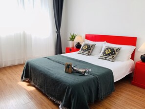 Soundproofing, free WiFi, bed sheets - Peking International Youth Hostel (Beijing)