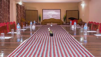 Meeting facility