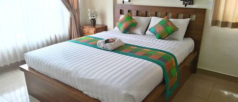 Deluxe Double Room | WiFi (free), bed sheets