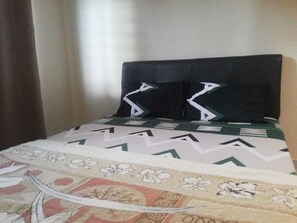 Standard Double Room, 1 Double Bed | Free WiFi - YY Residence (Ipoh)