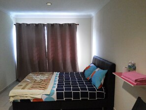 Kahden hengen standard-huone, 1 parisänky | Ilmainen Wi-Fi