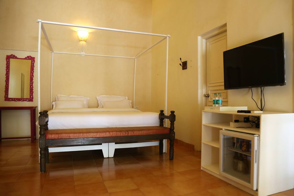 デラックス ダブルルーム | 1 室のベッドルーム、高級寝具、ミニバー、デスク