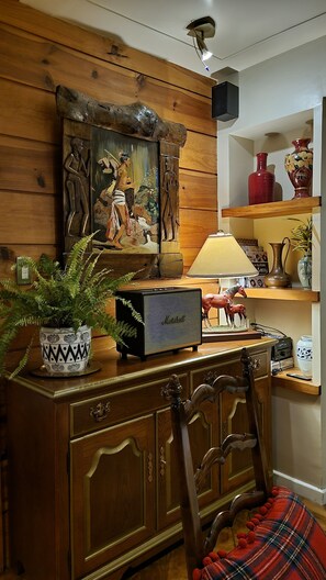 Flat-screen TV - Guesthaven Baguio Bed & Breakfast (Baguio)