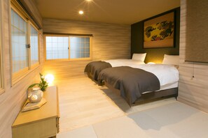 羽絨被、特厚豪華床墊、房內夾萬、熨斗/熨衫板