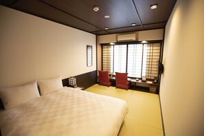 Premium bedding, down duvets, in-room safe, blackout curtains