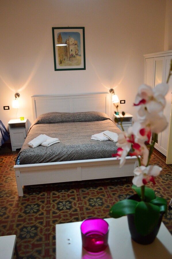 Premium bedding, minibar, in-room safe, desk - Casa Laganà (Reggio Calabria)