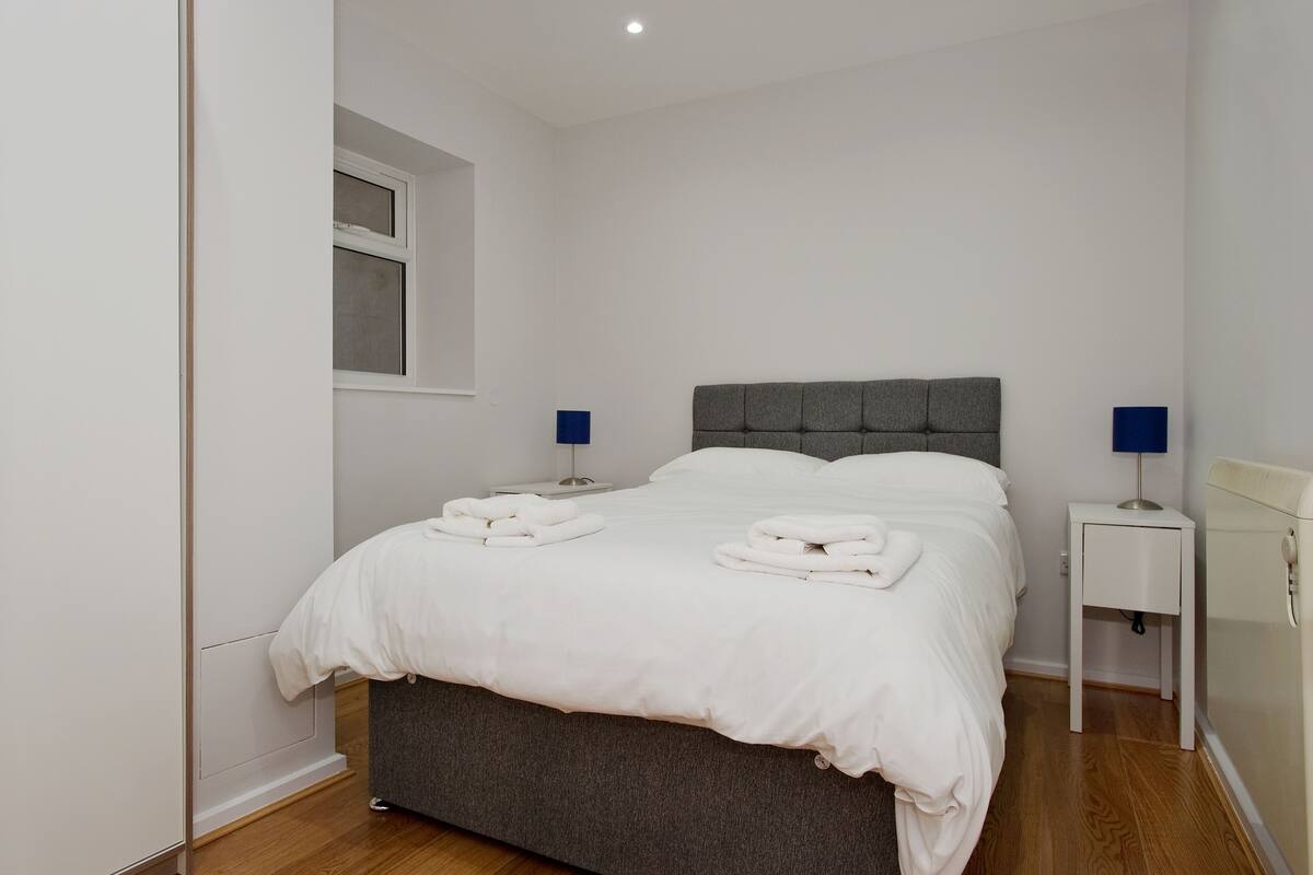 Standard Studio, 1 Bedroom (unit 2)