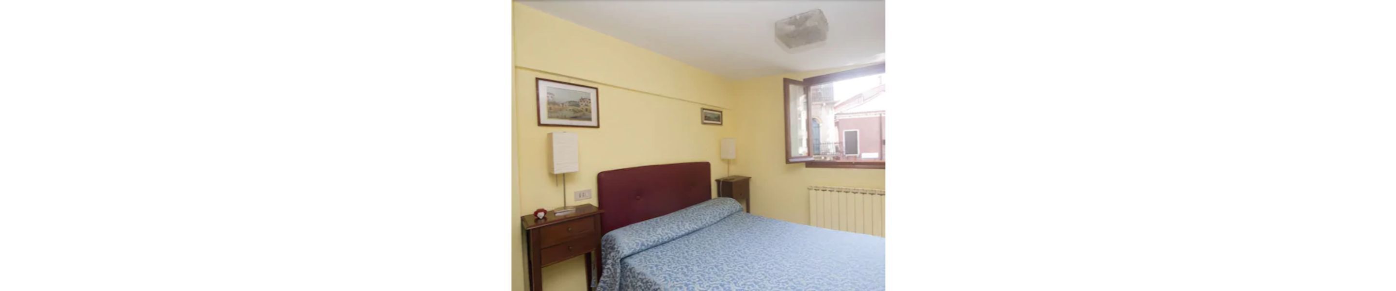 1 bedroom, down duvets, free wifi, bed sheets