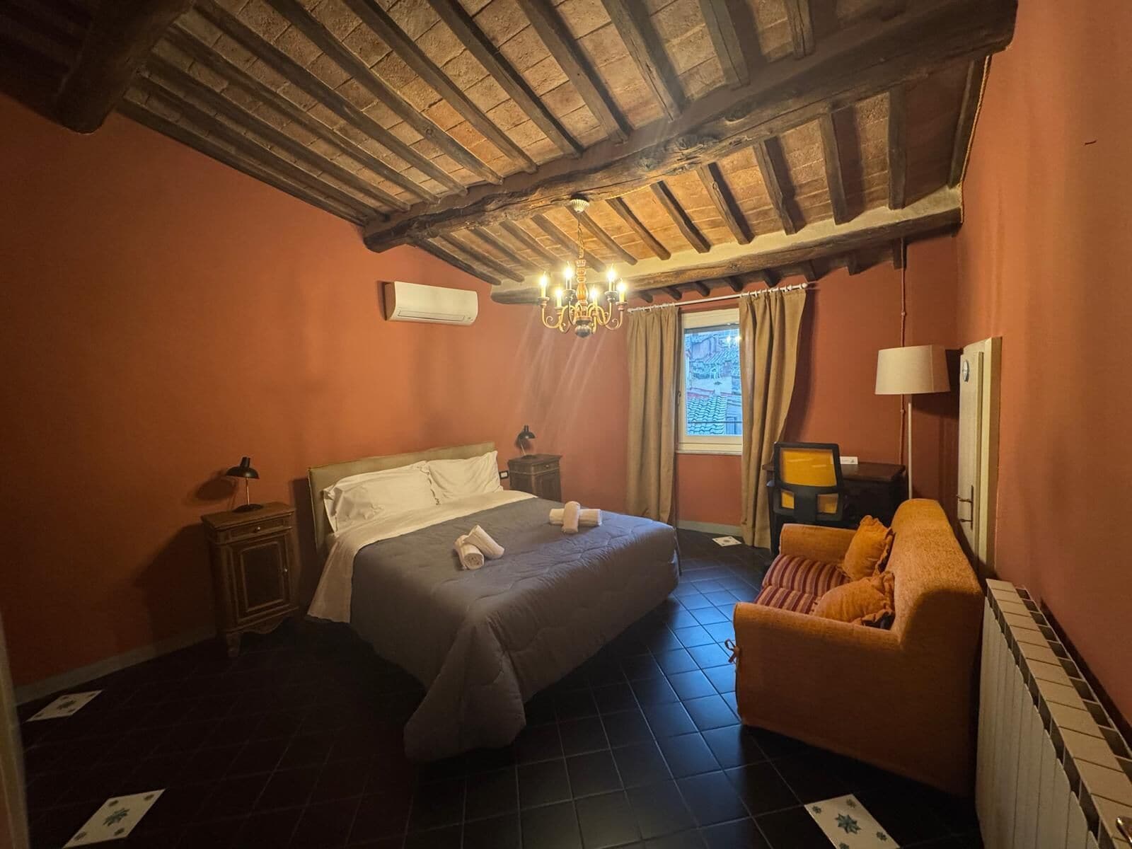 Panoramic Apartment, Multiple Beds, City View