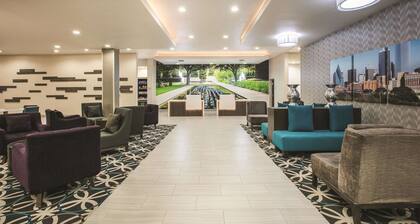 La Quinta Inn & Suites by Wyndham Dallas - Richardson