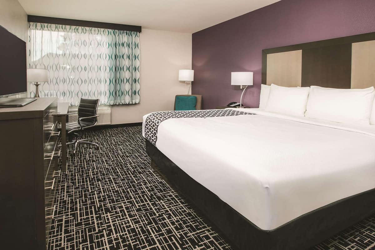 Pillowtop beds, desk, laptop workspace, iron/ironing board