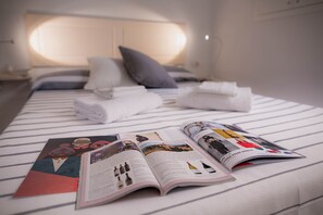 Apartment, 1 Bedroom, Non Smoking | Premium bedding, in-room safe, individually decorated - Novella Apartments (Florence)