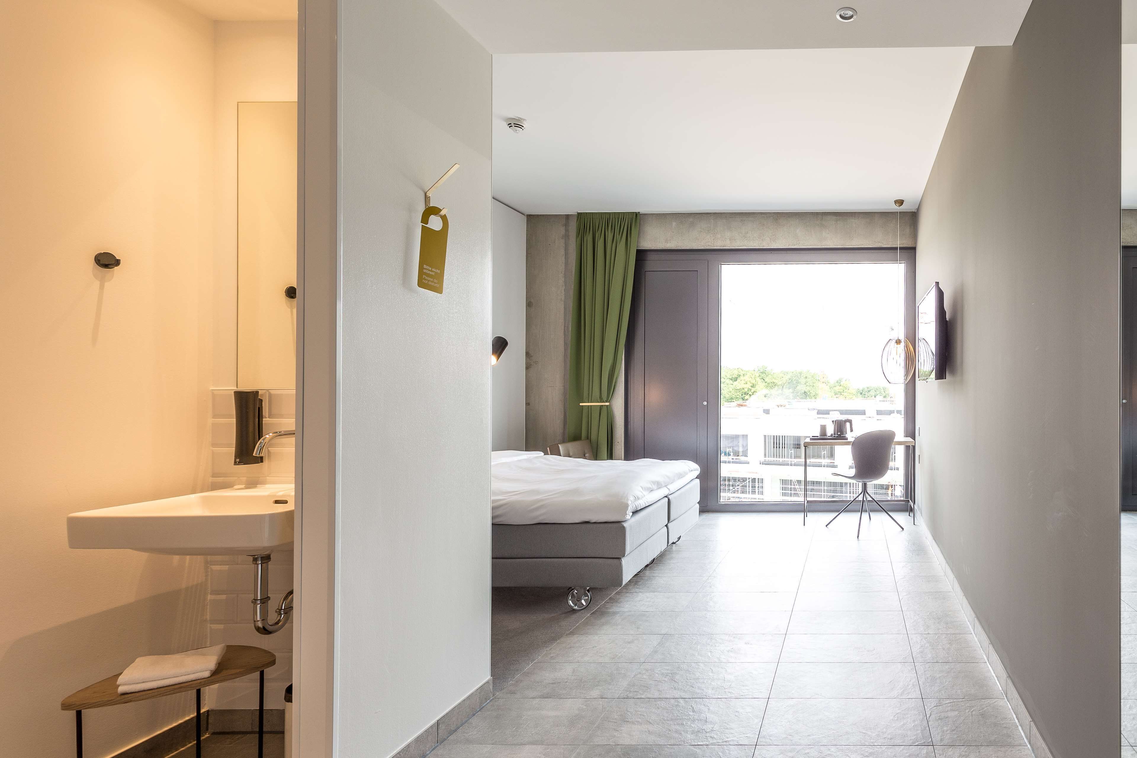 1 bedroom, premium bedding, pillow-top beds, in-room safe