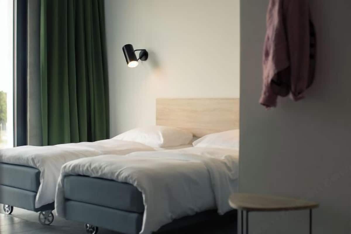 1 bedroom, premium bedding, pillowtop beds, in-room safe