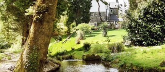 賴厄德河鄉村別墅飯店