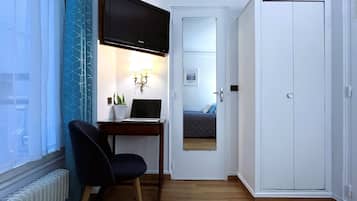Minibar, bureau, rideaux occultants, Wi-Fi gratuit