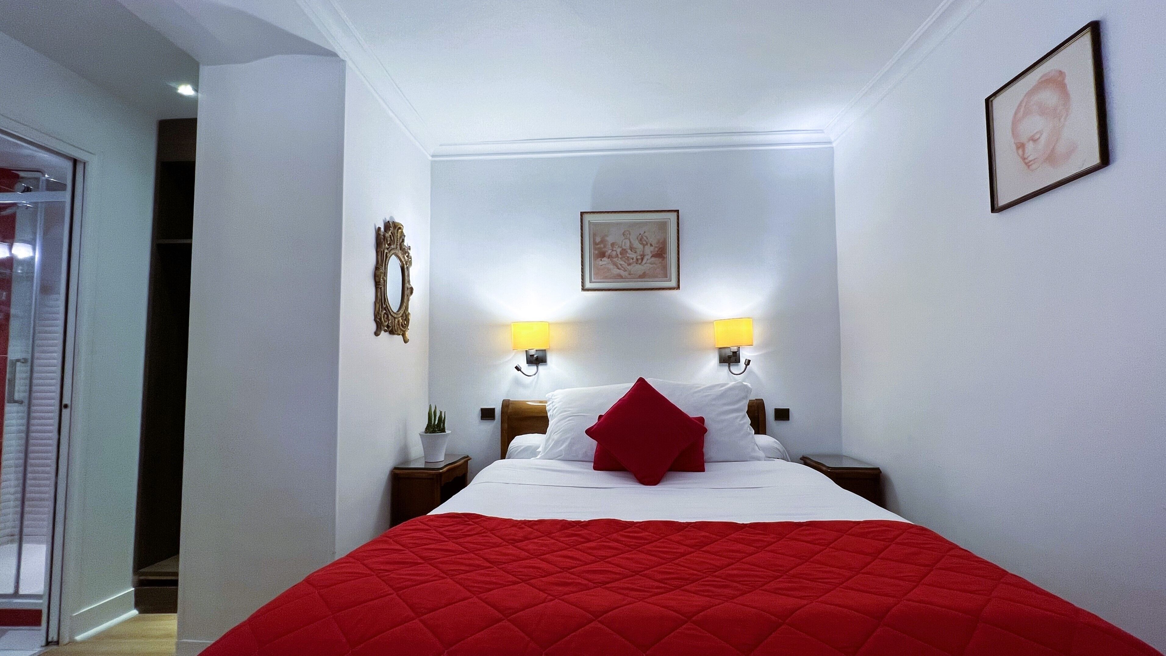 1 bedroom, minibar, desk, blackout curtains