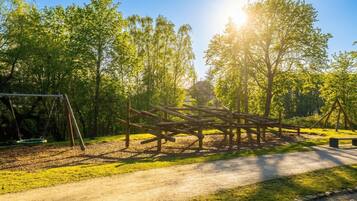 Außen-Kinderspielplatz