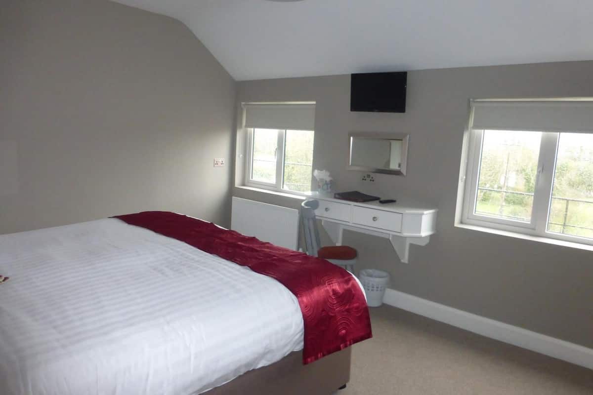 premium bedding, iron/ironing board, free wifi