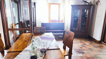 Giocattoli, libri