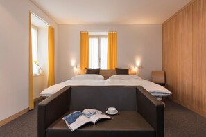 View from property - Hotel Weiss Kreuz (Thusis)