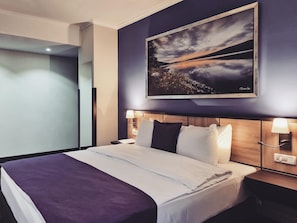 Superior Double Room, 1 Double Bed with Sofa bed | 1 bedroom, minibar, in-room safe, desk