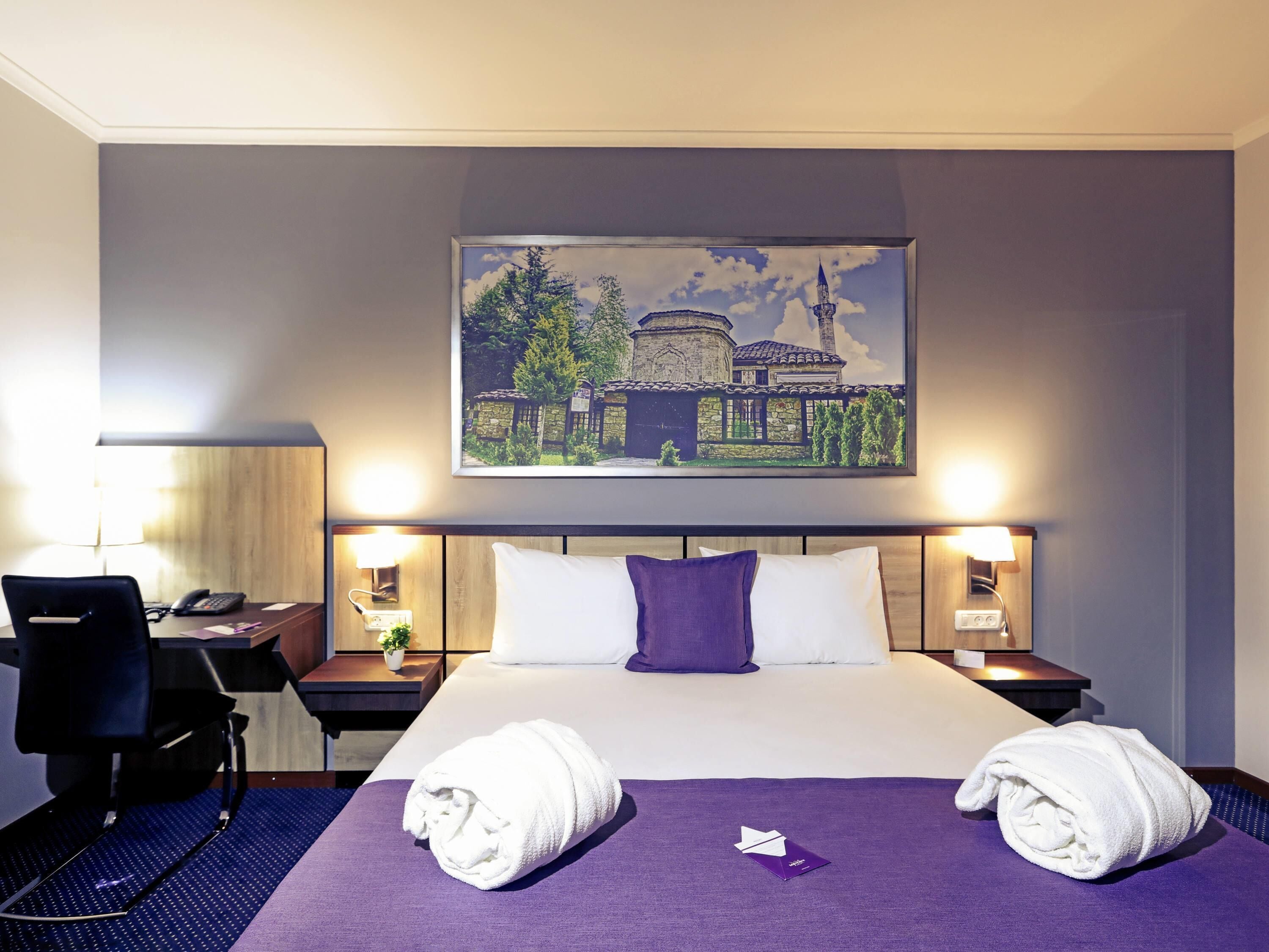 Superior Double Room, 1 Double Bed | 1 bedroom, minibar, in-room safe, desk