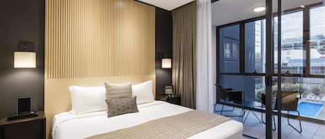 2 makuuhuonetta, egyptinpuuvillaiset lakanat, ylelliset vuodevaatteet