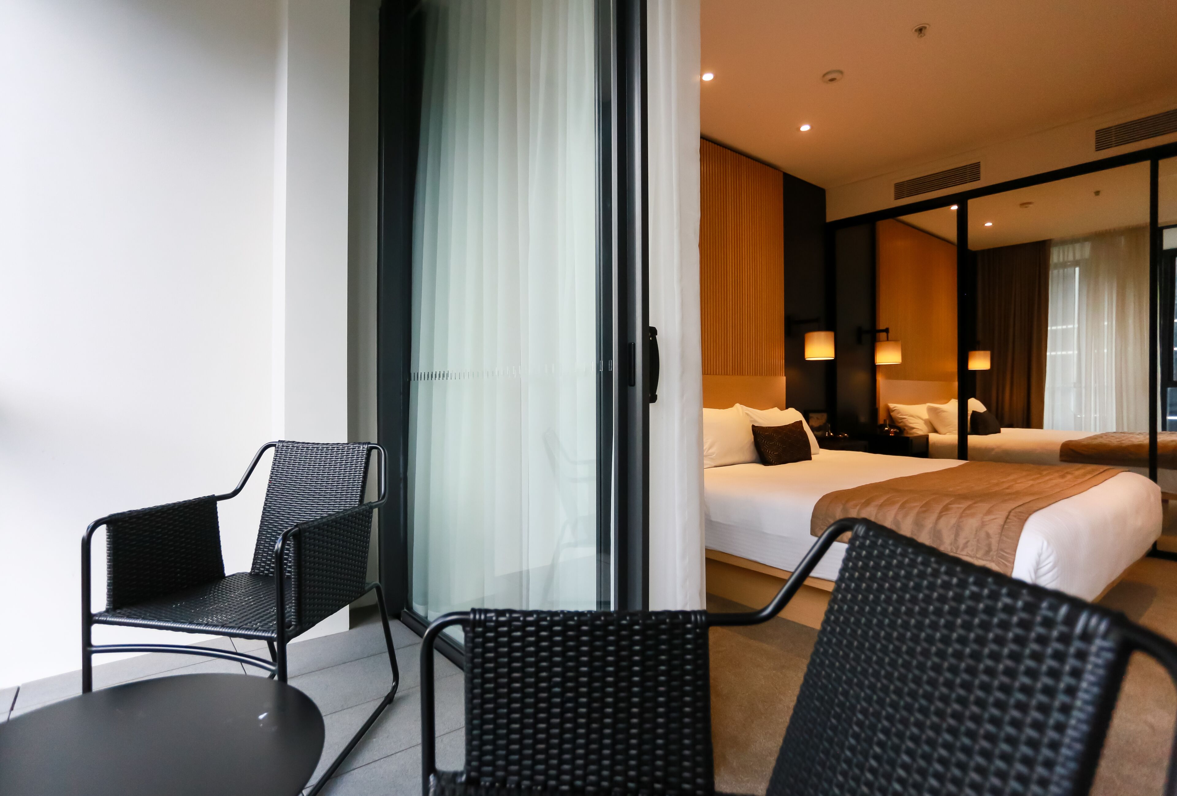 SKYE Hotel Suites Parramatta — image 12