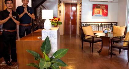 Tarntawan Place Apartments