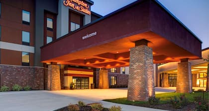 Hampton Inn & Suites Pittsburg Kansas Crossing