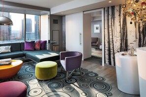 Suite, 1 King Bed - W Bellevue (Bellevue)