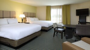 Hypo-allergenic bedding, in-room safe, individually decorated - Candlewood Suites Newark South - University Area by IHG (Newark)