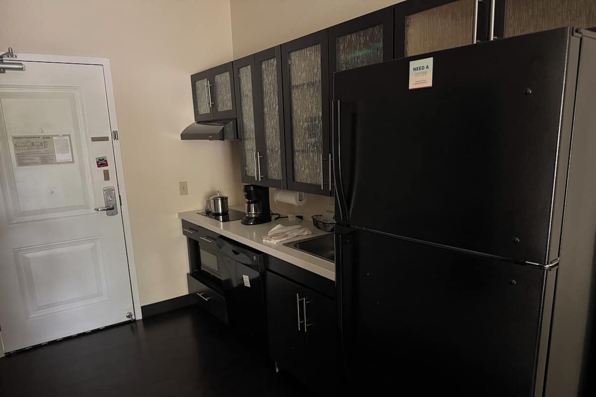 Fridge, microwave, stovetop, toaster