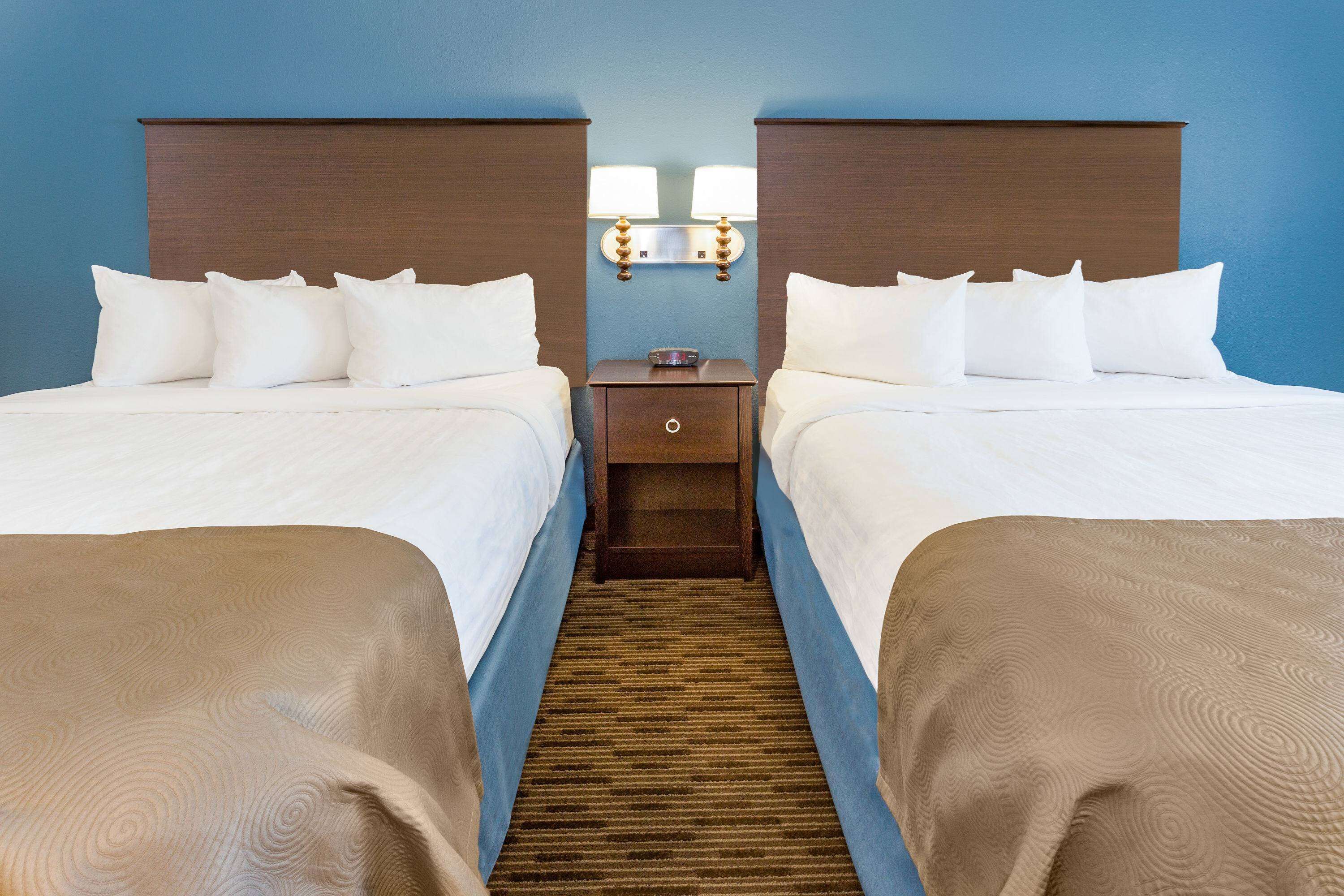 room, 2 queen beds, non smoking | desk, blackout curtains, soundproofing, iron/ironing board