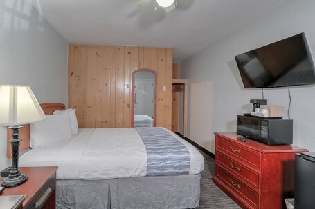 Belle Aire Motel - Image 26