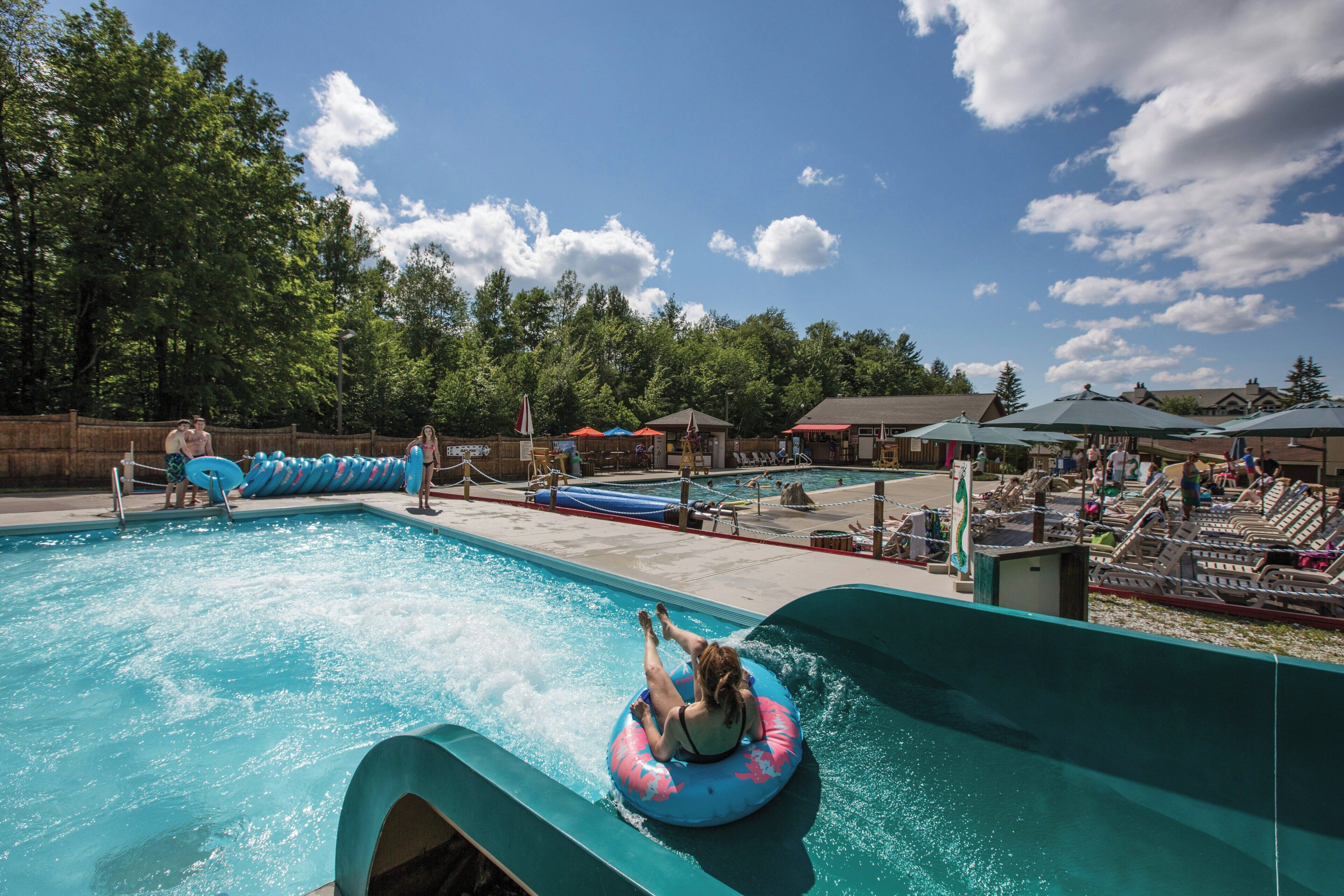 Seasonal outdoor pool, pool umbrellas
