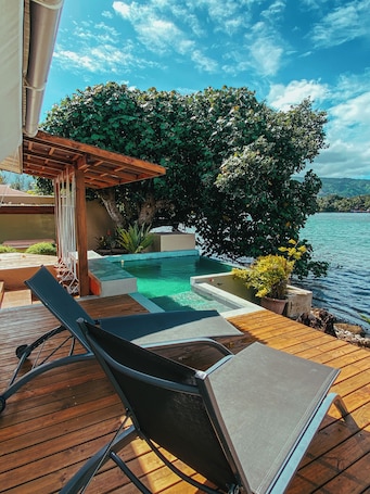Classic-Villa, 3 Schlafzimmer, eigener Pool, Blick auf die Lagune | Terrasse/Patio. Villa Mitirapa