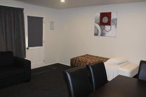 43-inch Smart TV with cable channels, TV -  Riverlea Motel (Gore)
