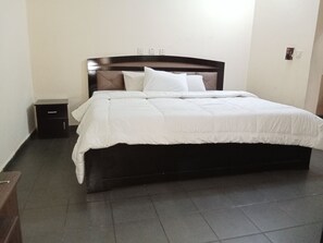 Executive Suite - Dreamland Suites (Abuja)